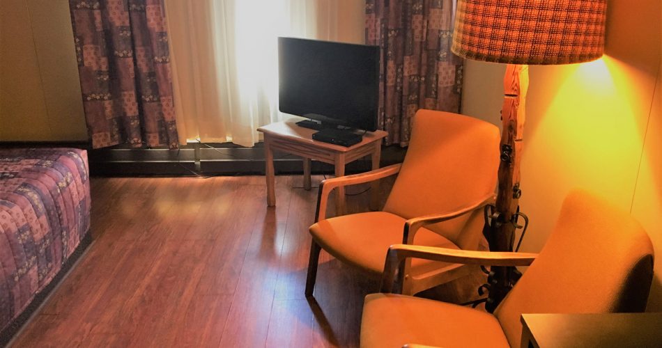 photo-chambre-avec-tele-hotel-royal-schefferville-services-canada-2019-location-de-chambre