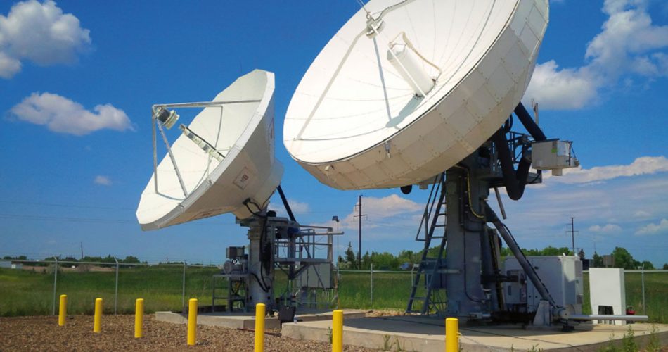 antenne-Xplornet-Schefferville-routeur-et-modem-internet-haute-vitesse-par-satellite-au-canada